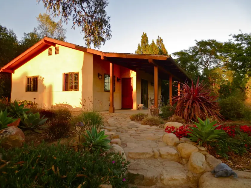 Roligt, Romantisk, Montecito Retreat - Image 1