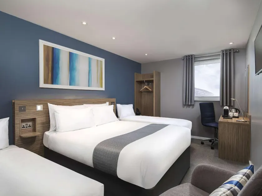 Travelodge Edinburgh Park - Image 1