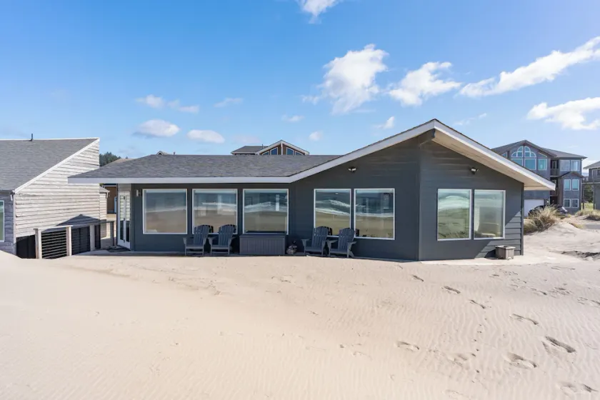Ocean Front House - Herrliche Aussicht - Der Strand ist Ihr Garten! - Image 1