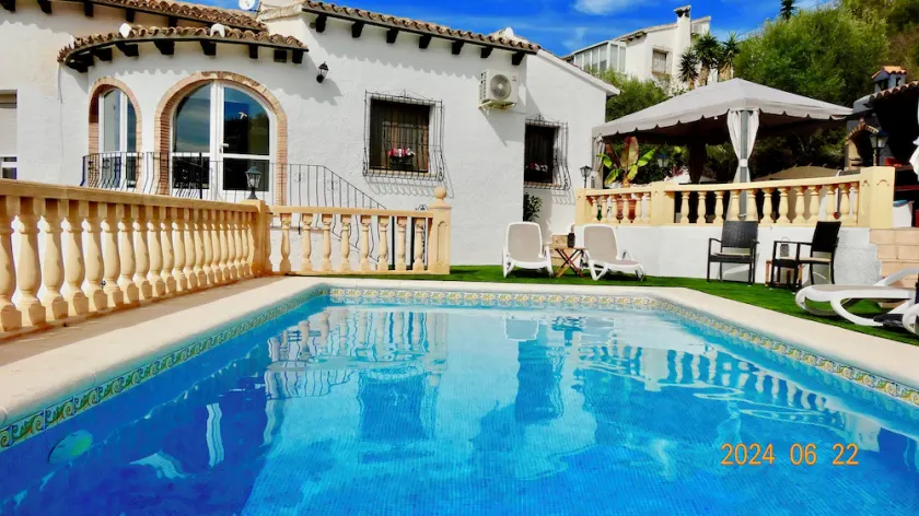 Lyxvilla Denia, max 6, privat pool, luftkonditionering, wifi, fantastisk utsikt. - Image 1