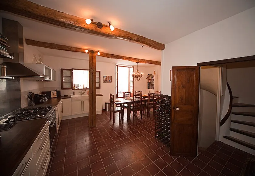 Ancienne maison vigneronne française rénovée du 19e siècle (à pied de la rivière et des commerces) - Image 1