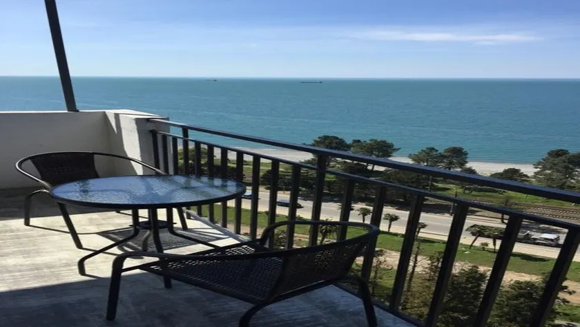 Apartment mit 1 Schlafzimmer und wunderschönem Blick auf den Ozean - Image 1