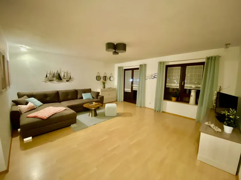 Vacation apartment Pier 7 - directly on the lake! - Image 1