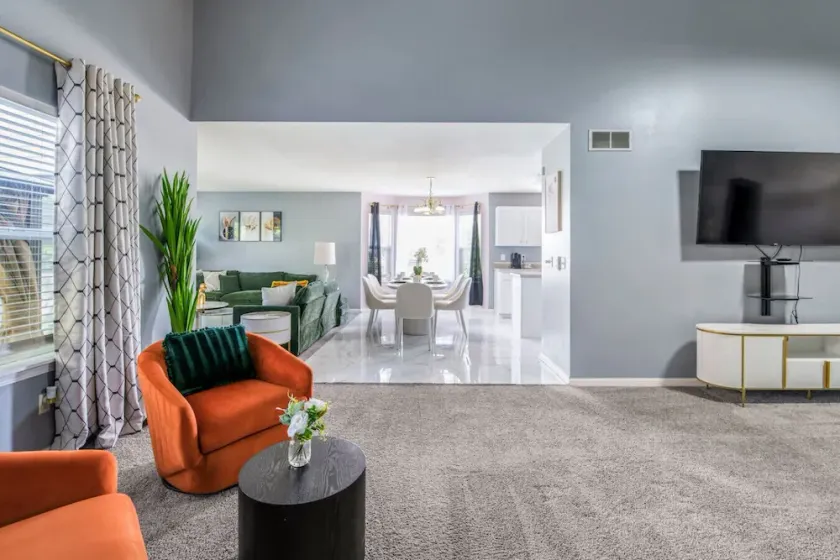 Modern Comfort Loves Park - Stylish 3BR Getaway - Image 1