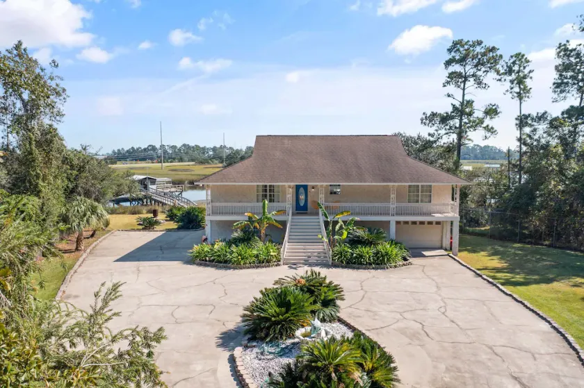 Golden Isles Getaway -**ASK ABOUT SNOWBIRD SPECIALS** - Image 1