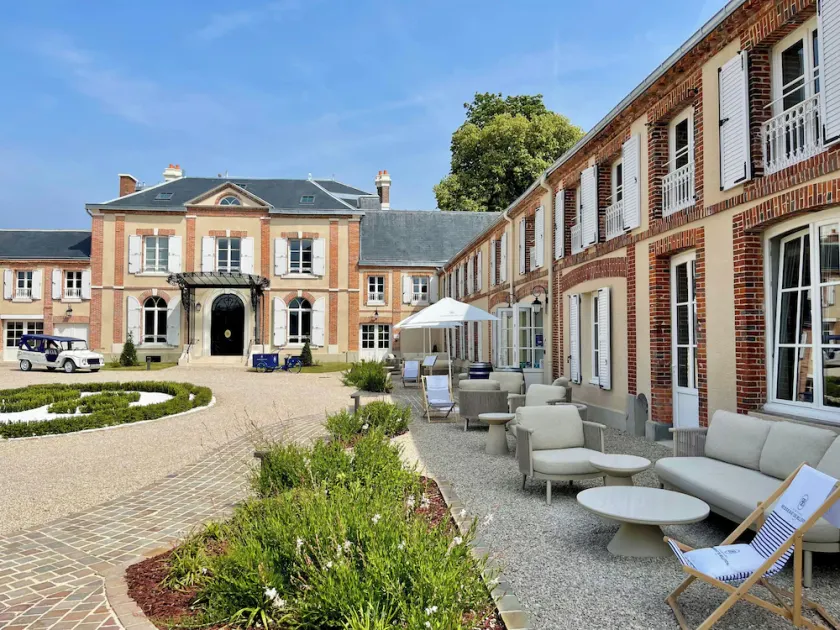Les Suites BB, Champagne Besserat de Bellefon - Image 1