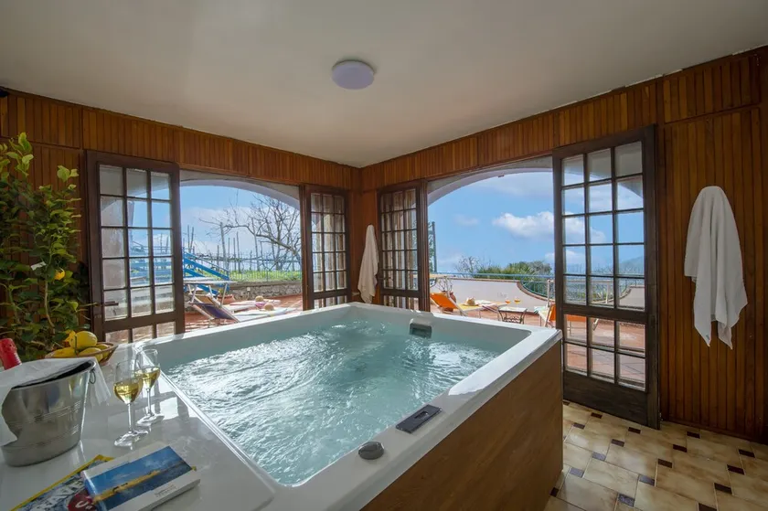 Elegante & Panorama Villa mit Meerblick Solarium - Image 1