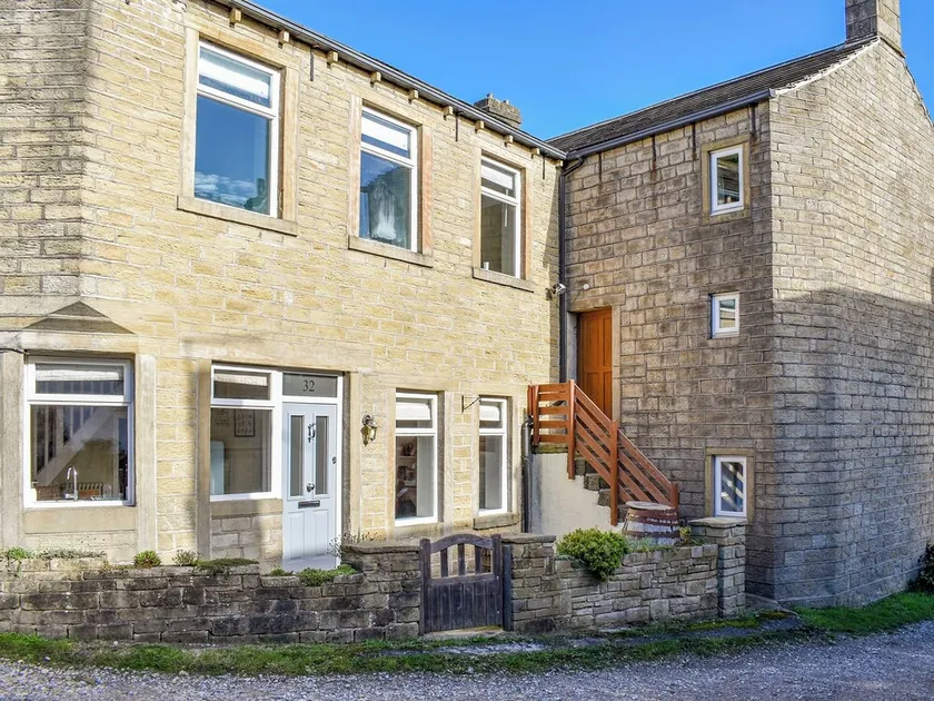 4 værelses bolig i Holmfirth - Image 1