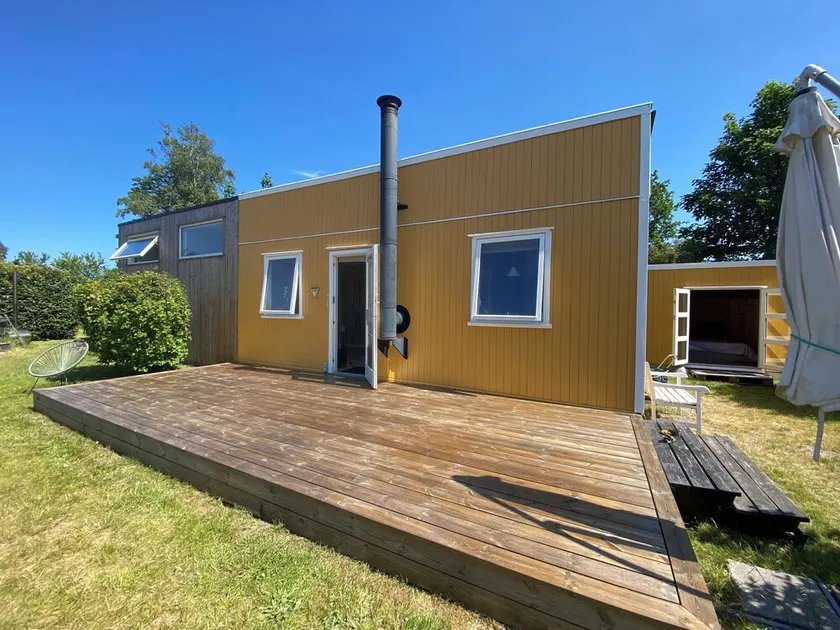 Bright holiday home close to the sea - Image 1