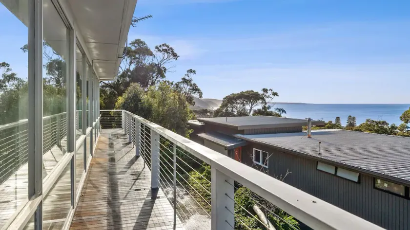 The Shack Newly Renovated 3 Bedroom Beach Shack with Amazing Sea Views - Image 1
