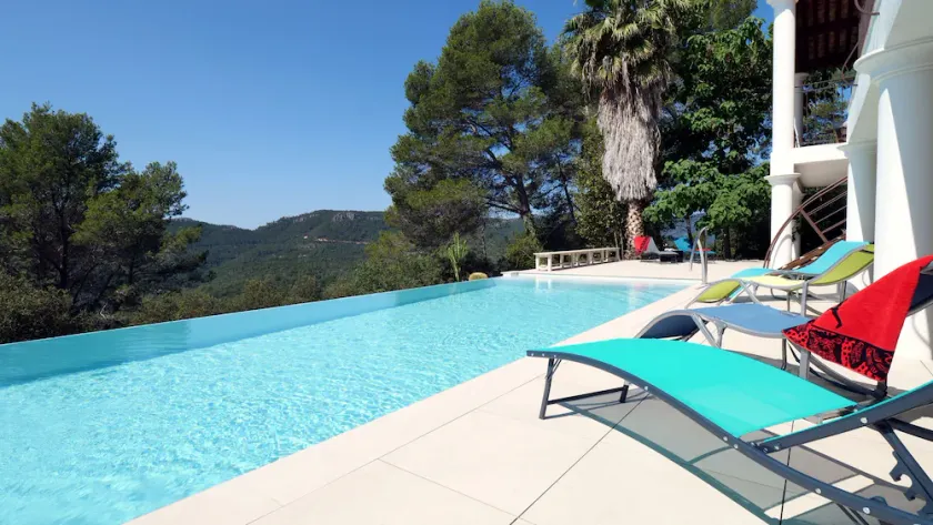 Aktuelle Villa - Côte d'Azur mit beheiztem Infinity-Pool himmlischer Aussicht - Image 1