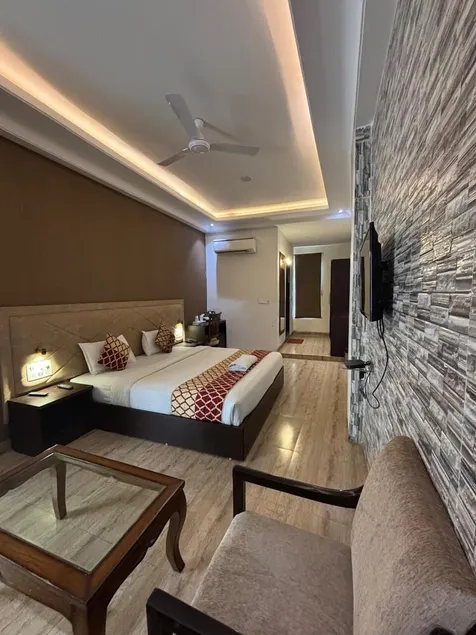 Hotel Sharon Residency Madhya Pradesh - Image 1
