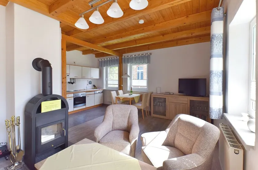 Casa Geminada Para Famílias com Lareira, Wi-fi, Sauna, são Permitidos Animais de Estimação - Image 1