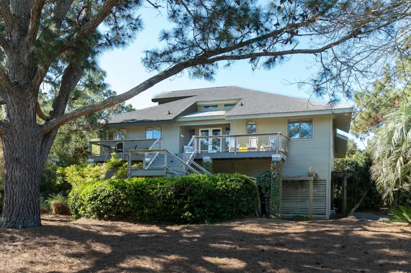 Perfect Beach House Steps to Ocean! Sleeps 10! Amenity access included! Pet Friendly! - Image 1