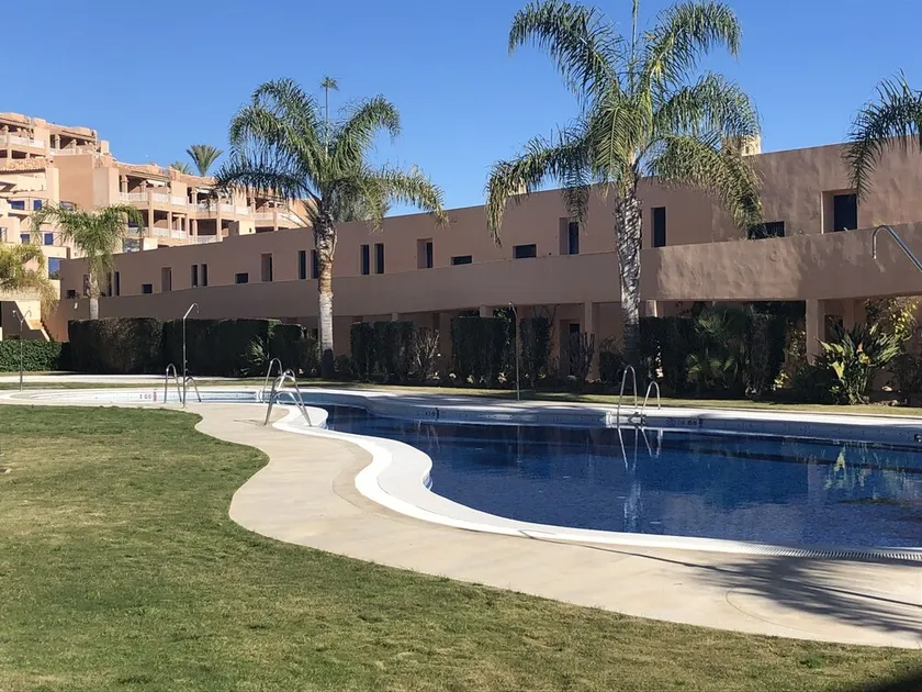 Beautiful apartment with spectacula seaviews, private partking, WiFi & UKTV - Image 1