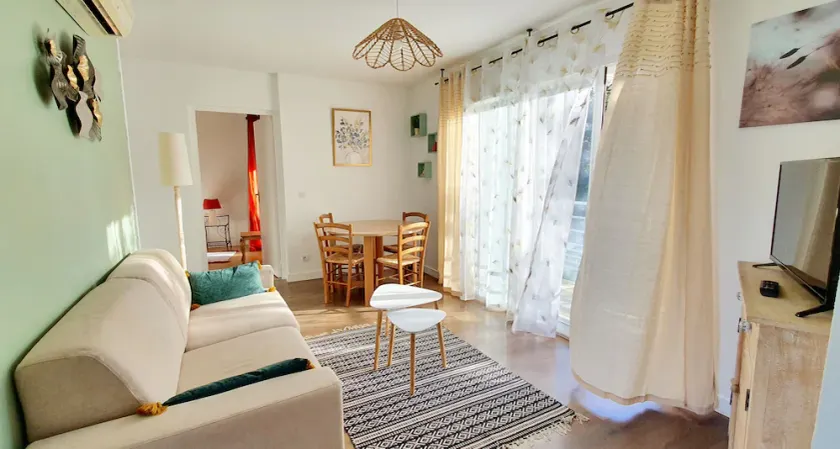 Lagord apartment with swimming pool 5min from La Rochelle beaches and town center - Image 1