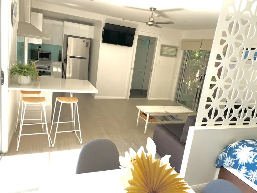 Jetty BUNGALOW, Pet Friendly - Image 1