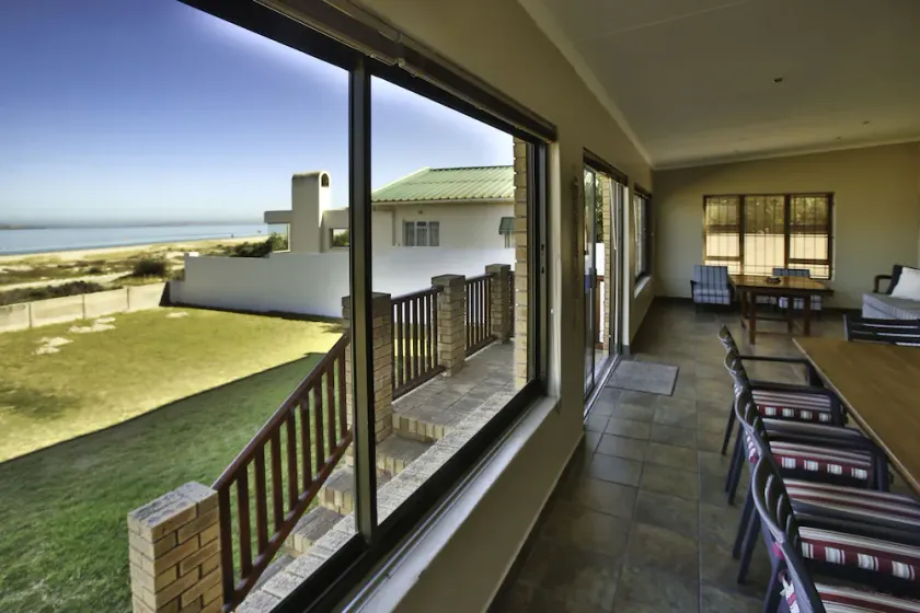 Oppi Stuppi, Langebaan, 4-sleeper - Image 1