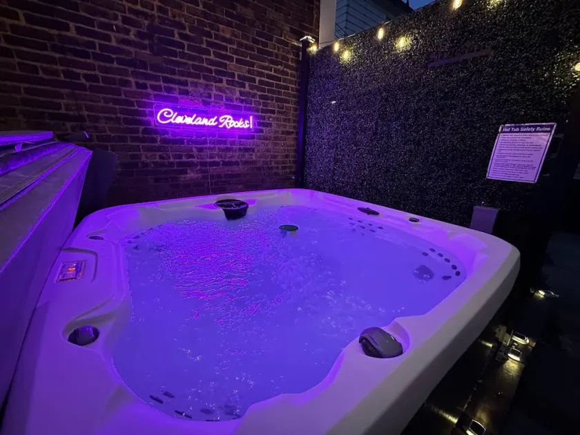 Rare Cleveland Apt: Heart of Little Italy! With Sauna & Hot Tub! - Image 1