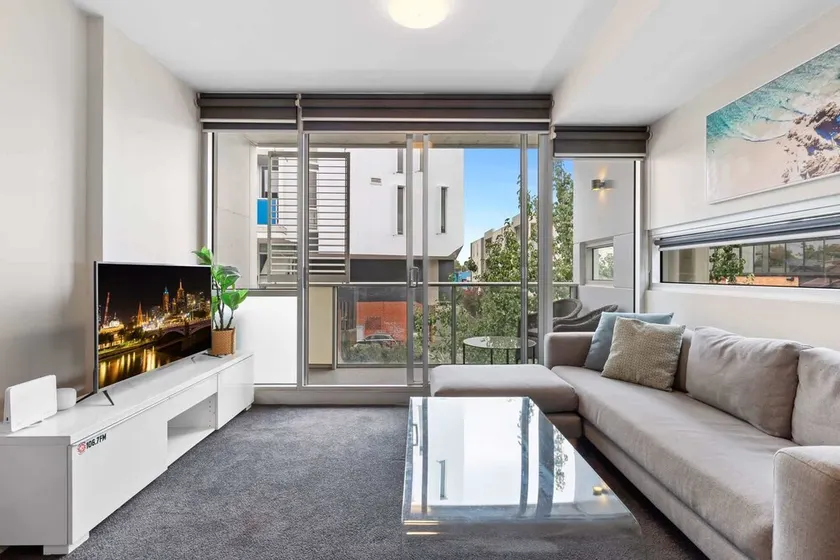 Fitzroy North 1-Bed with Balcony by Edinburgh Park - Image 1