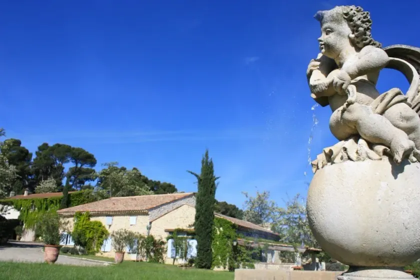 Gîte BACCARAT, Domaine La Fourcade, Authentique et ancienne propriété - Image 1