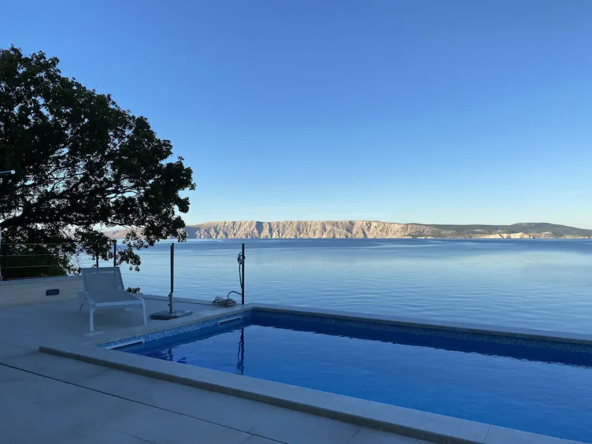 Romantische Villa direkt am Meer mit beheiztem Privatpool - Image 1