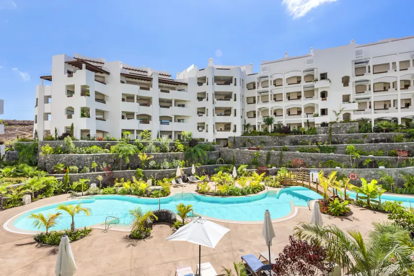 MAGNIFICENT NEW APARTMENT ADAMA JARDINES DE LOS MENCEYES - Image 1