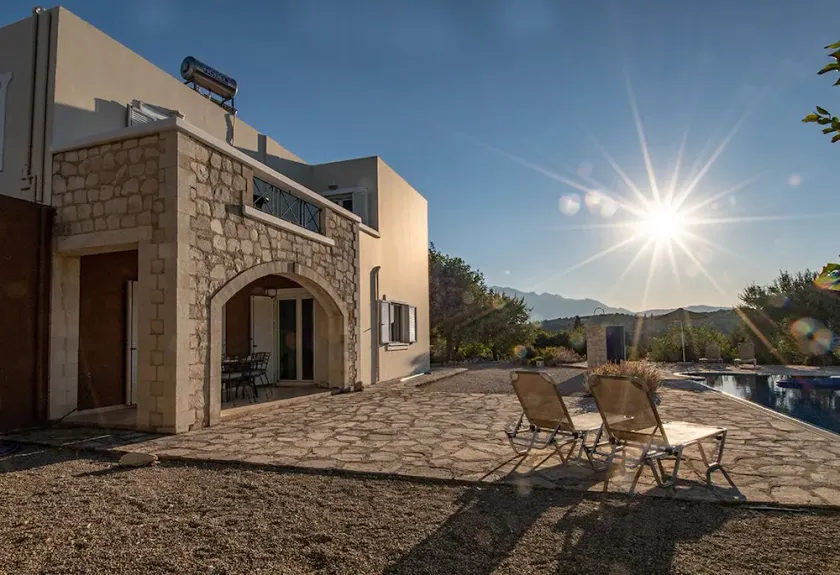Villa con piscina privata, splendida vista sul mare e sulle montagne - wifi gratuito e aria condizionata - Image 1