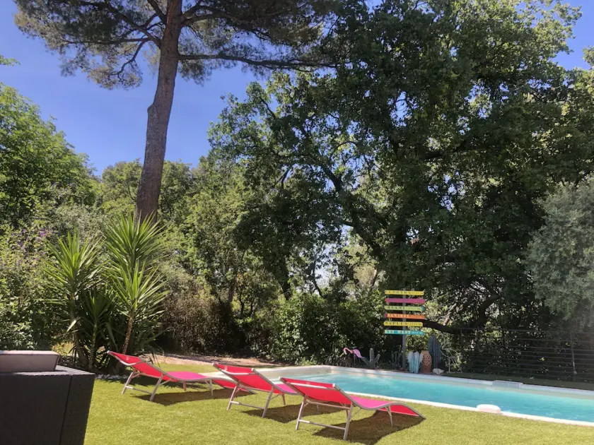 HOUSE IN PROVENCE HEATED POOL NEAR THE BEACH - Image 1