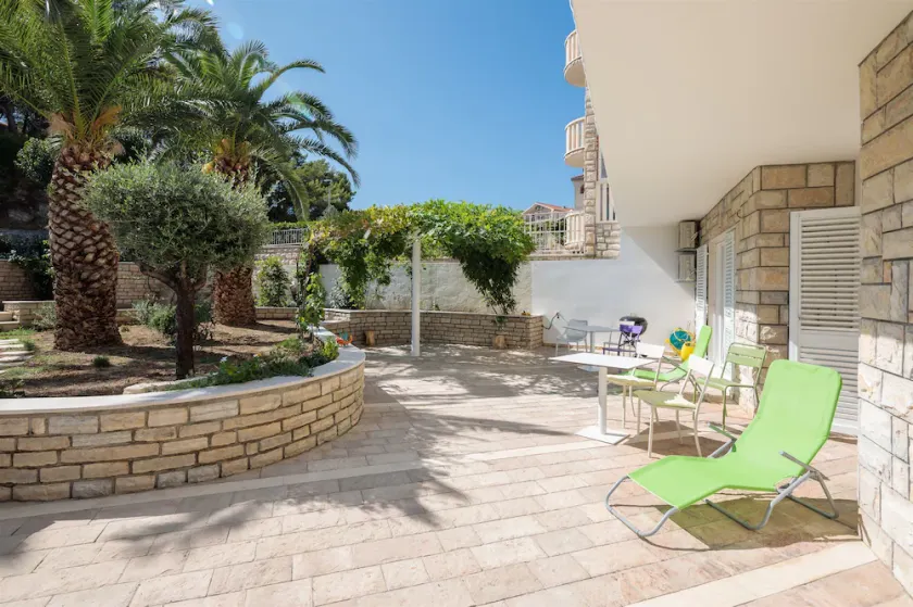Apartments and Room Alen - Image 1