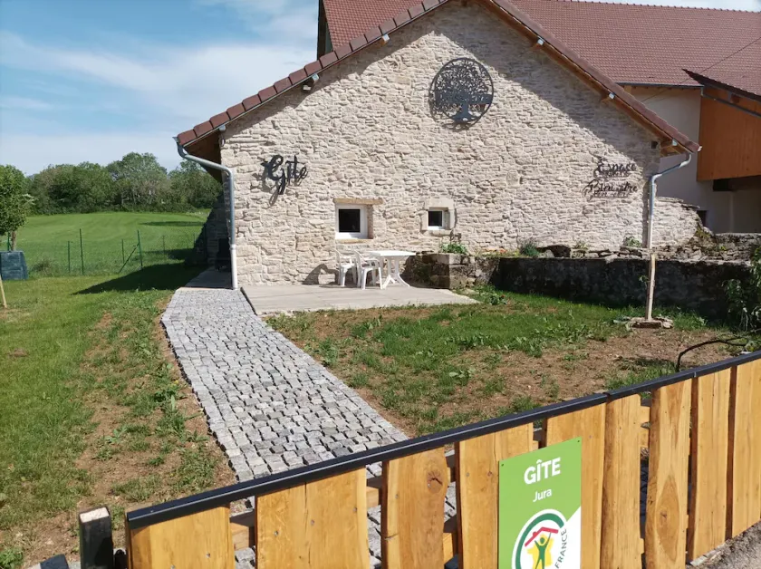 Massatho gîte, sleeps 2, next to a massage salon with sauna - Image 1