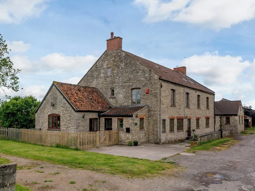 4 bedroom accommodation in North Wooton, near Wells - Image 1