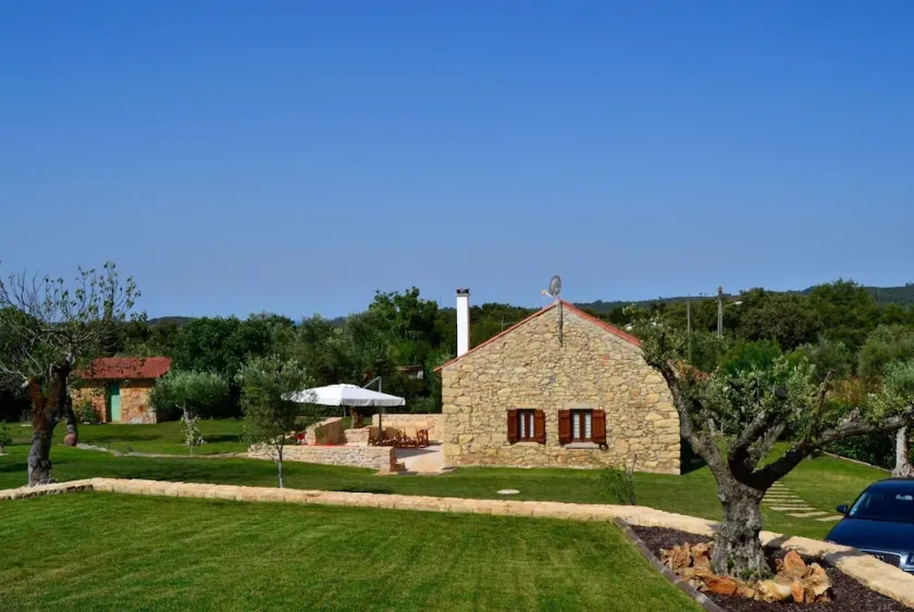 Un piccolo angolo di paradiso con piscina privata - Image 1