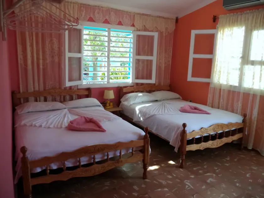 Villa Carmelo y Cary - Image 1