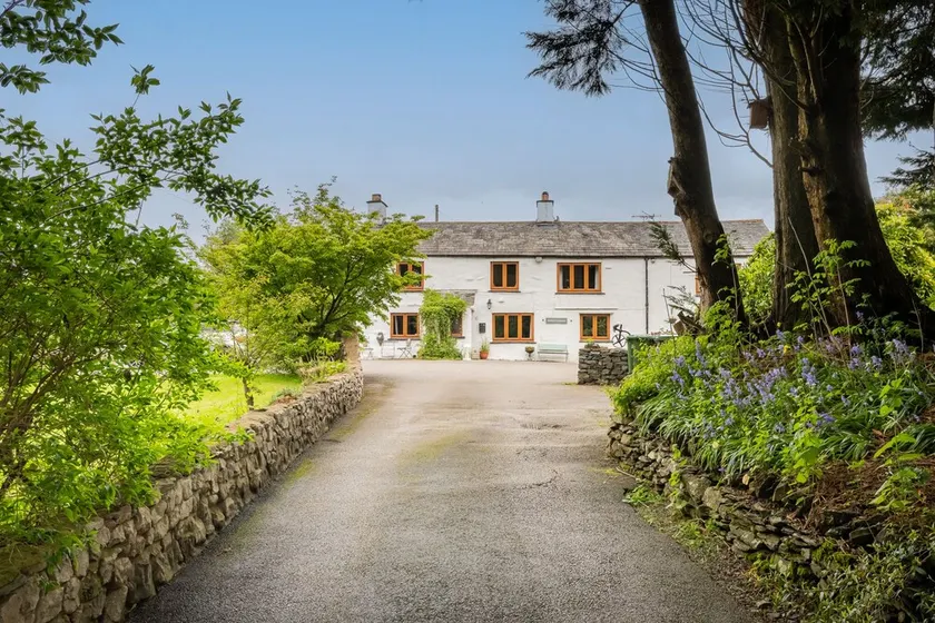 lake district - hot tub, pet friendly, enclosed garden - Image 1