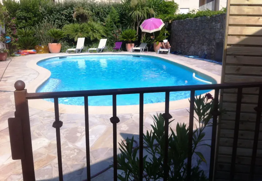 Antibes: Maisonette mit Terrasse und Pool, in der Nähe von Stränden - Image 1