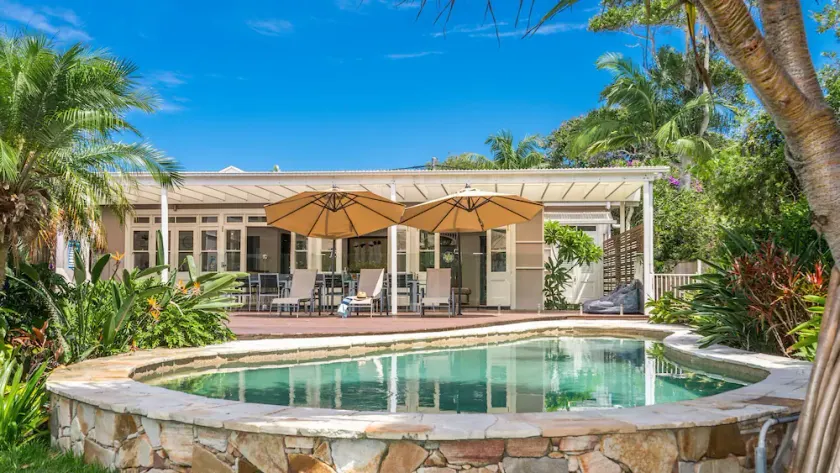 The Byron Pavilion - Nestled in the heart of Byron, park the car and walk everywhere. - Image 1