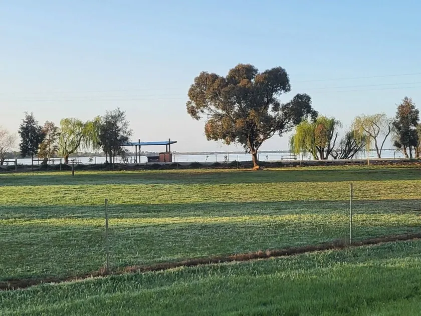 Kangaroo Lake C & V Park - Image 1