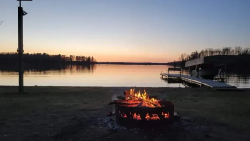 Beautiful cottage on the Chippewa Flowage - Image 1