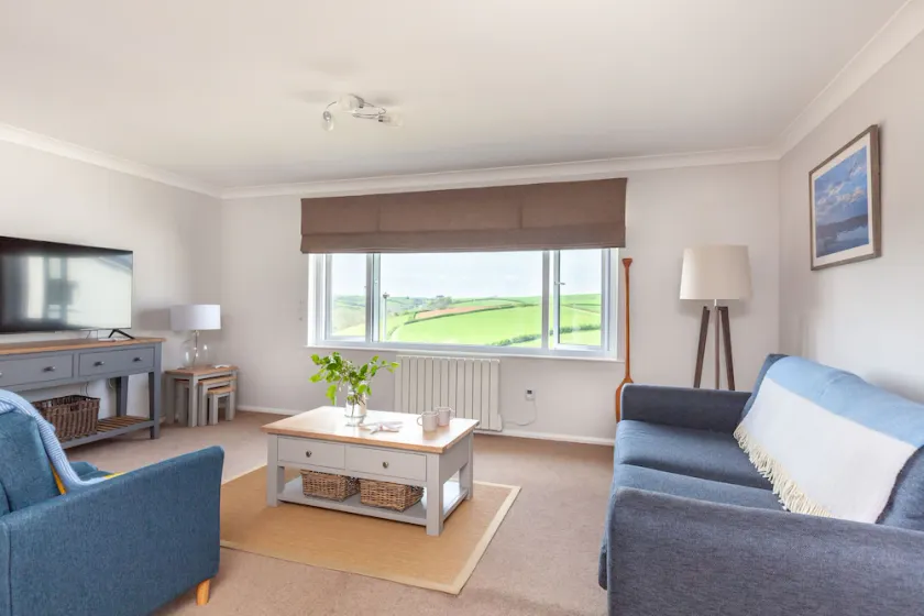 3BR Coastal escape in Salcombe Sleeps 6 nr Beaches - Image 1
