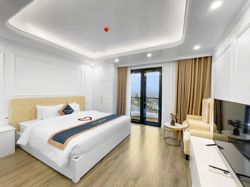 Chemi Noi Bai Airport Hotel - Image 1