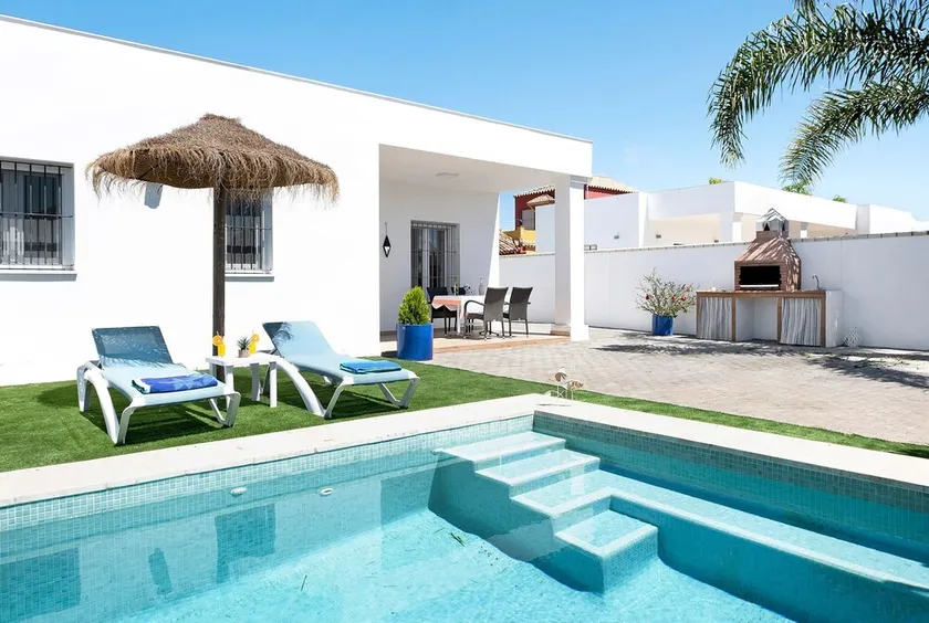 Ferienhaus 'Casa Orilla Sur B' in Strandnähe mit Pool und WLAN - Image 1