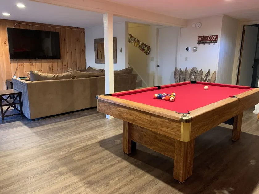 Winter ‘27 Seasonal Available-Dog Friendly Chalet in the Woods + Pool, Mt. Snow - Image 1