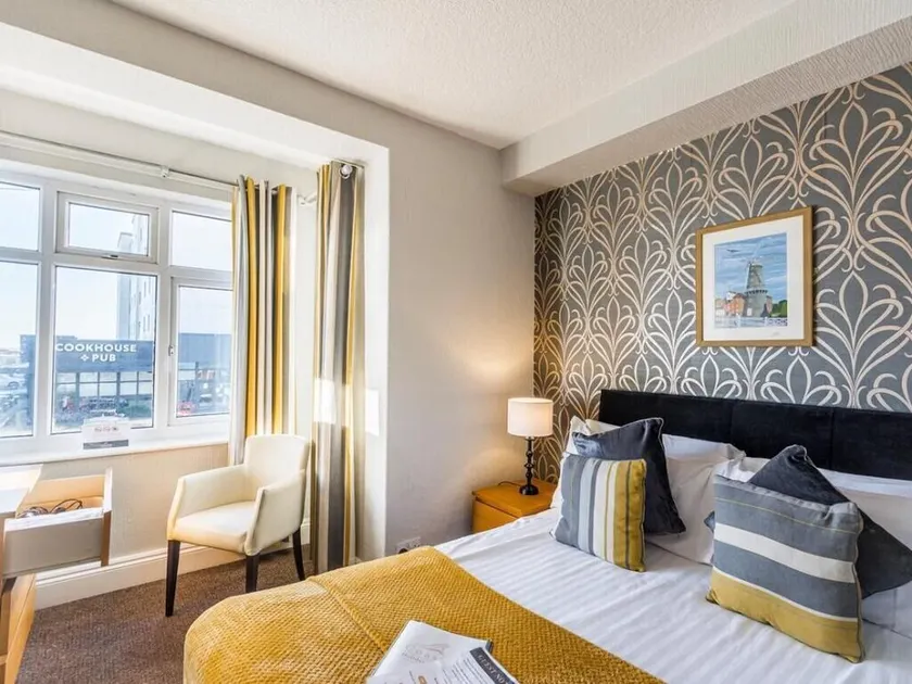 Driftwood Hotel Skegness by GNDJ - Image 1