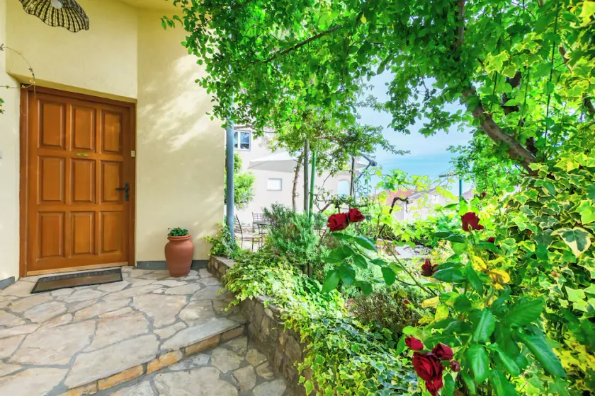 Holiday Home Mirjana - Image 1