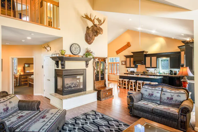 Rare mountain & lake view home with hot tub, beach/pool access - walk to lifts - Image 1