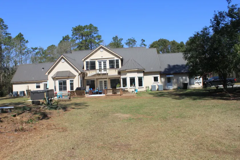 Country Estate home away from home. Quiet and quaint yet close to everything. - Image 1