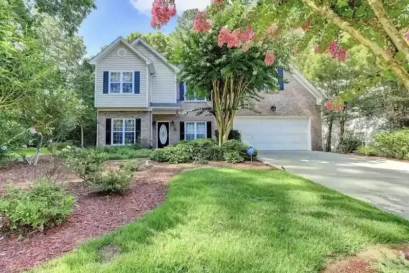Spacious, Relaxed 5 Bedroom Getaway - Image 1