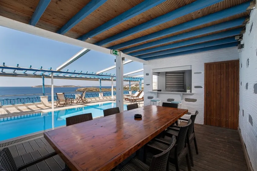 Andros Villa with Private Pool Near Batsi Beach - Image 1