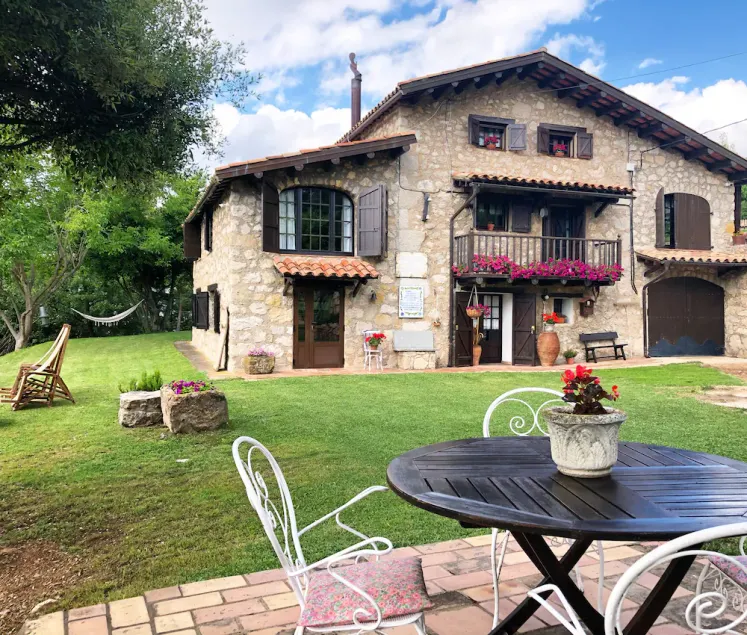 Masia Cap del Roc With Gorgeous Mountain View - Image 1
